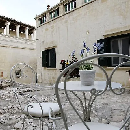 Affittacamere La Casa Di Alice Matera